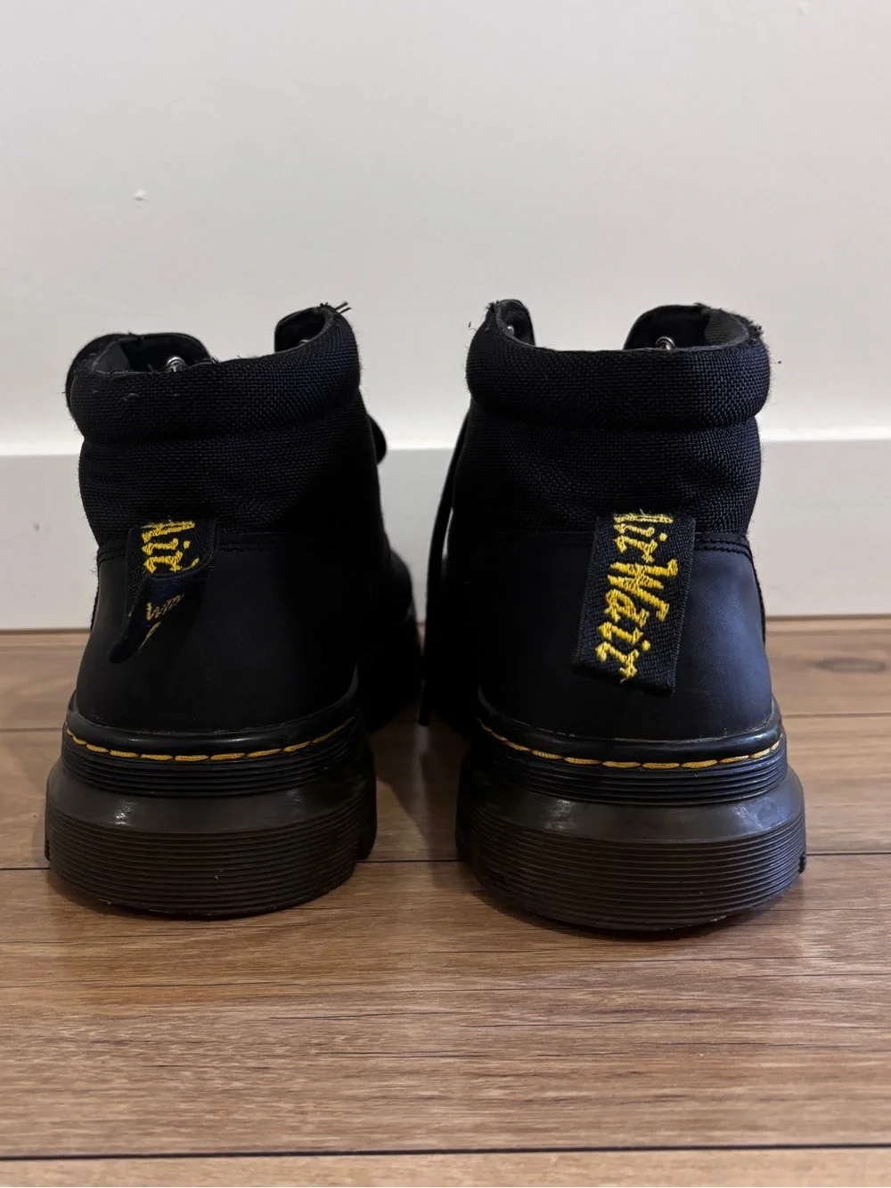 Dr. Martens Men’s Bonny Chukka Boots Size: 10